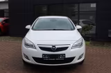 Opel Astra J Lim. 5-trg. Edition - Opel Astra: Weiß, J