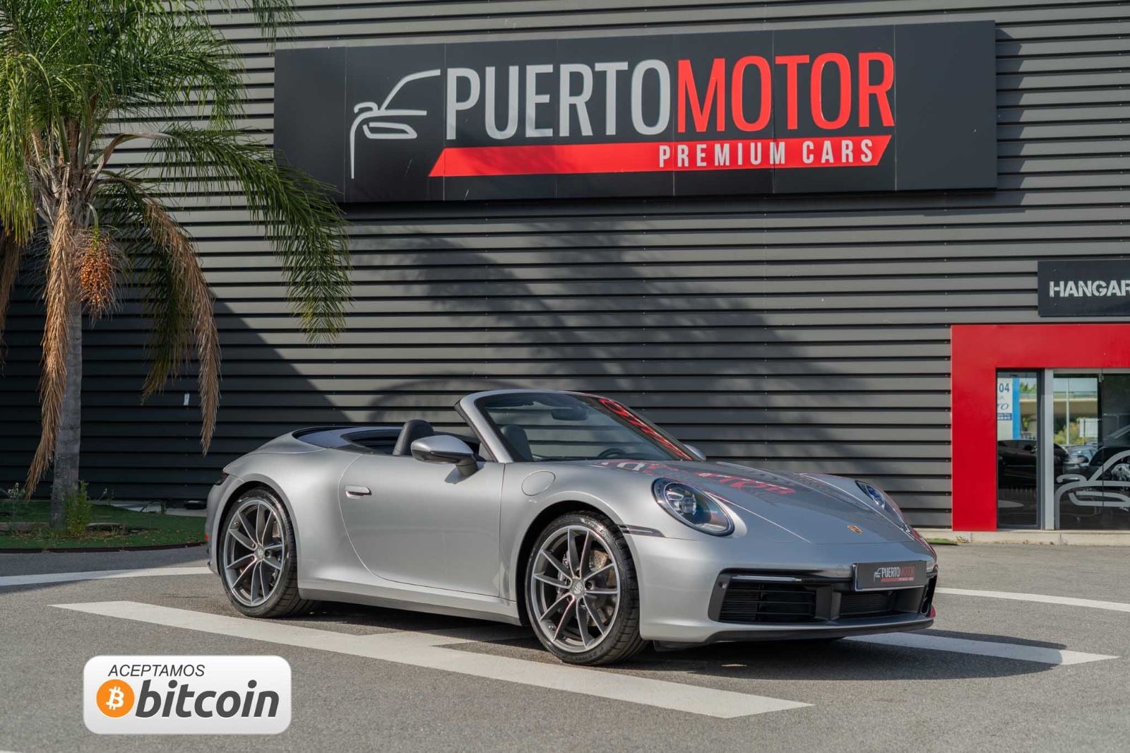 Porsche 992 Carrera 4 Cabriolet