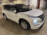 Mitsubishi Outlander 2.4 PHEV 100 kW LUXURY - Mitsubishi Gebrauchtwagen