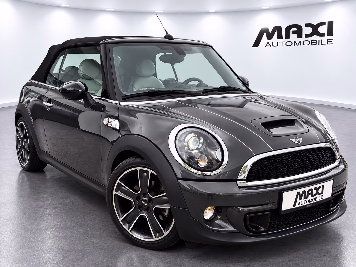 MINI Cooper SD Cabrio