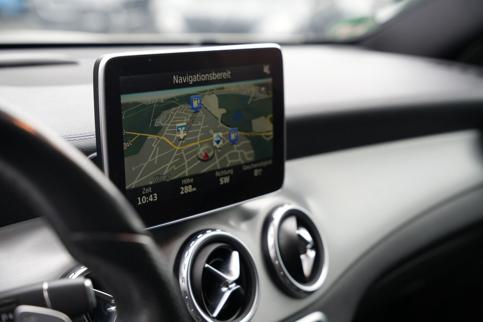 Fahrzeugabbildung Mercedes-Benz GLA 220 CDI 4Matic *AMG*SHZ*Navigation*