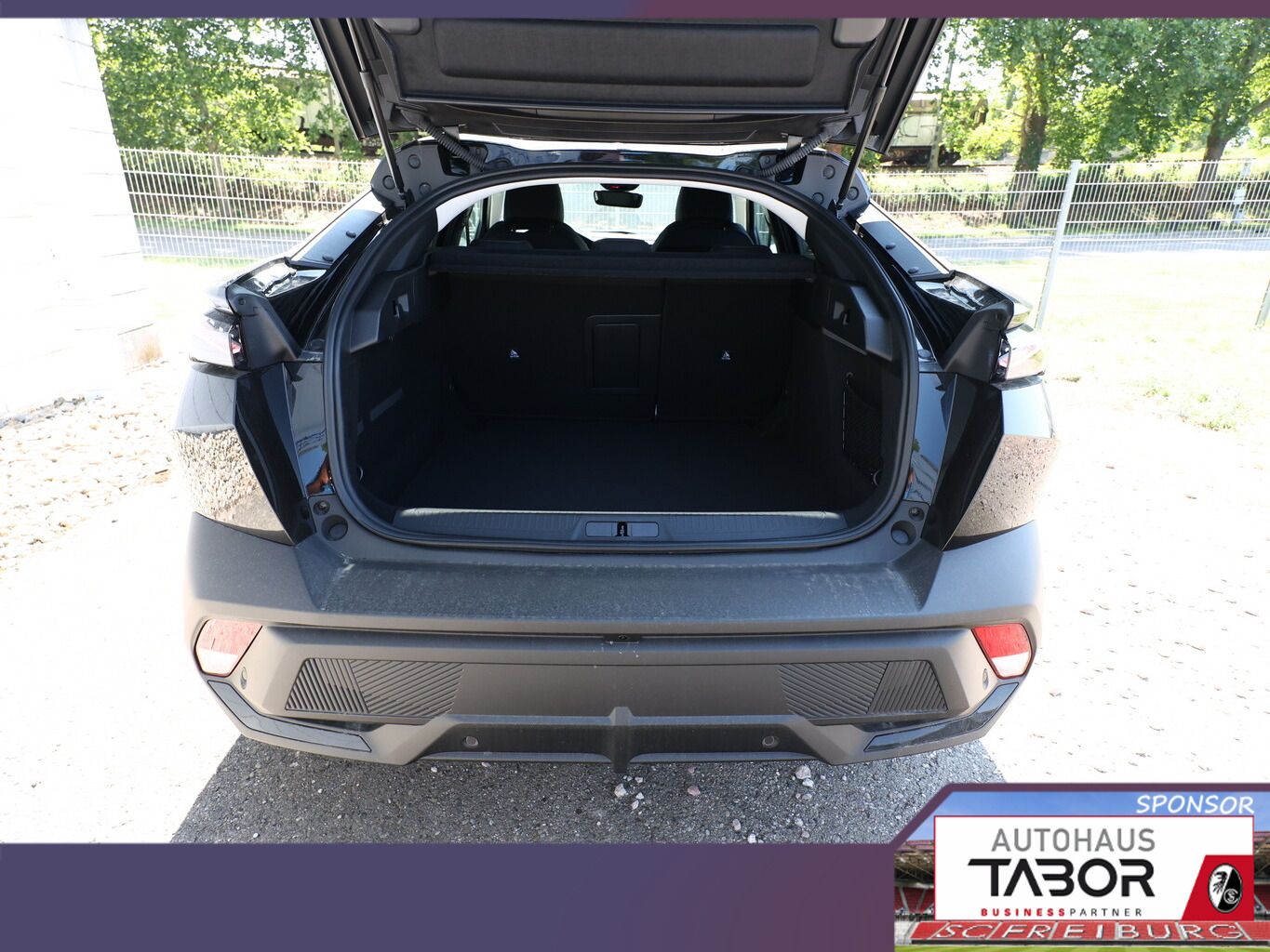 Peugeot 408 - Bild 10