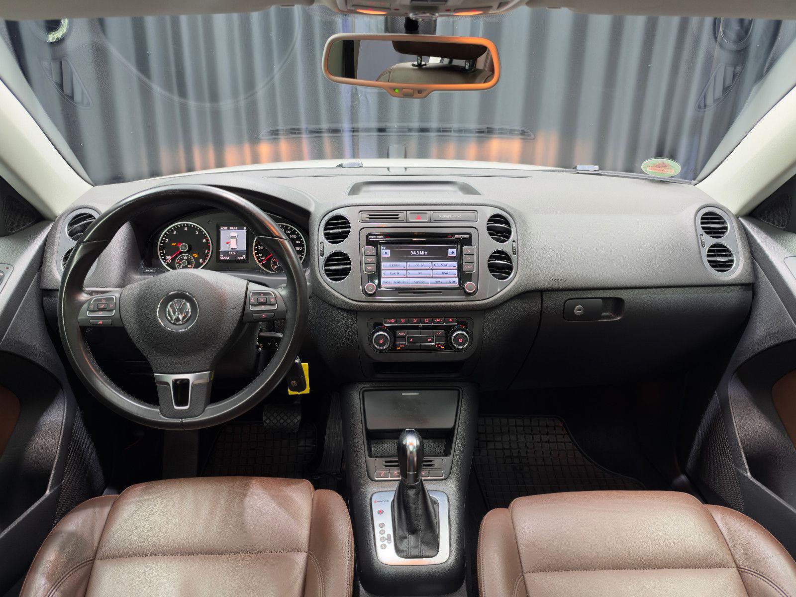 Fahrzeugabbildung Volkswagen Tiguan 2.0 TSI 4MOTION Track&Style |PANO|LEDER