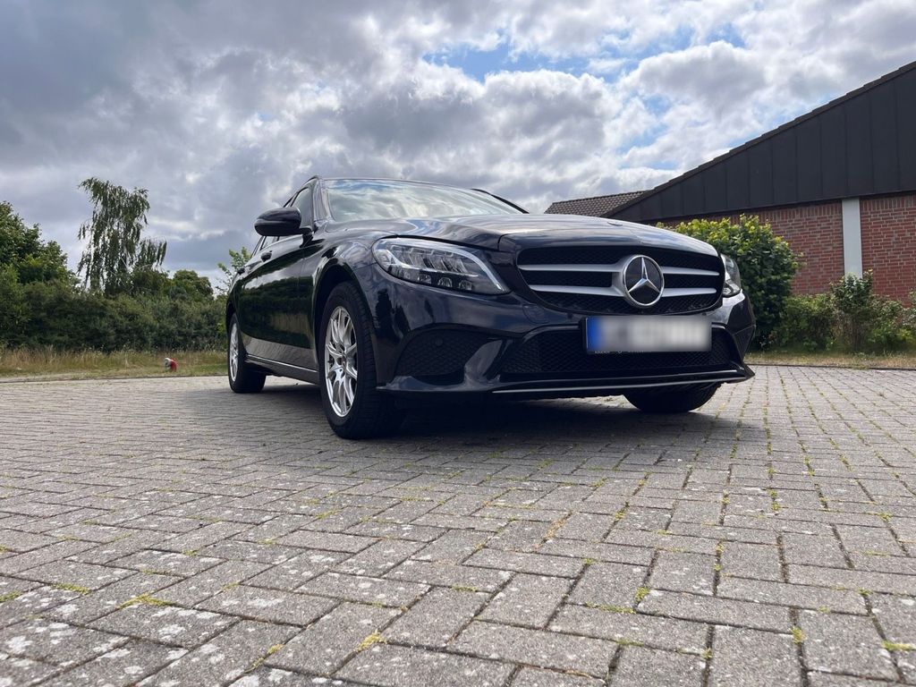 Image of Mercedes-Benz C 200