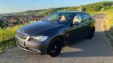 BMW 330xi / KLIMA / TEMPOMAT / ALU ALLWETTER - BMW 330 in Freiburg