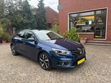 Renault Megane IV Lim. BOSE-Edit. AUT HEAD UP 1HND VOLL! - Renault Megane mit Schiebedach