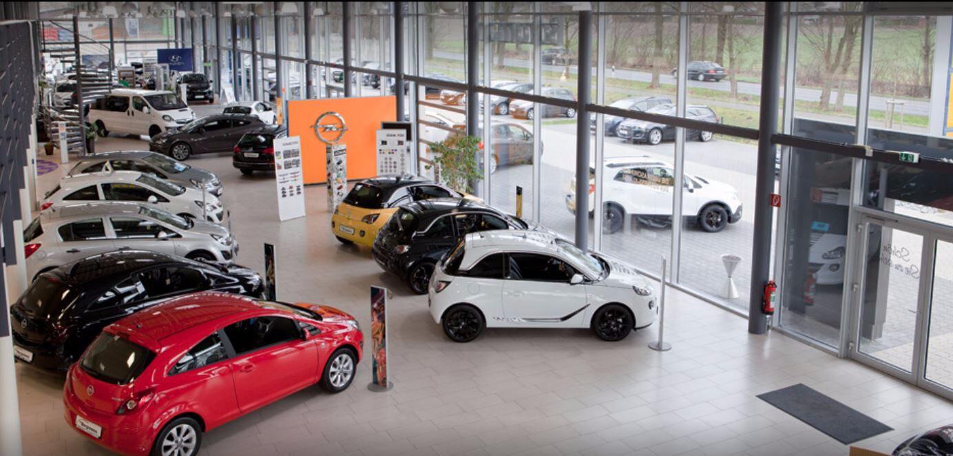 showroom-image-top