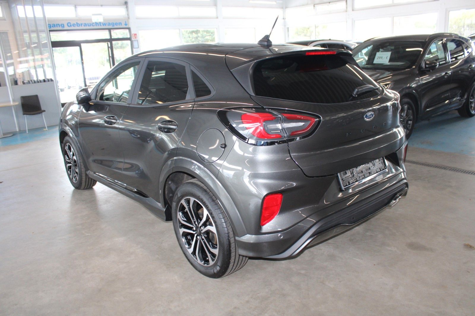 Fahrzeugabbildung Ford Puma MHEV ST-Line LED NAVI Winter Paket PDC 1.Hd