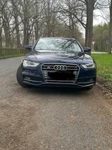 Audi S4 3.0 TFSI S tronic quattro Avant - - blaue Audi S4