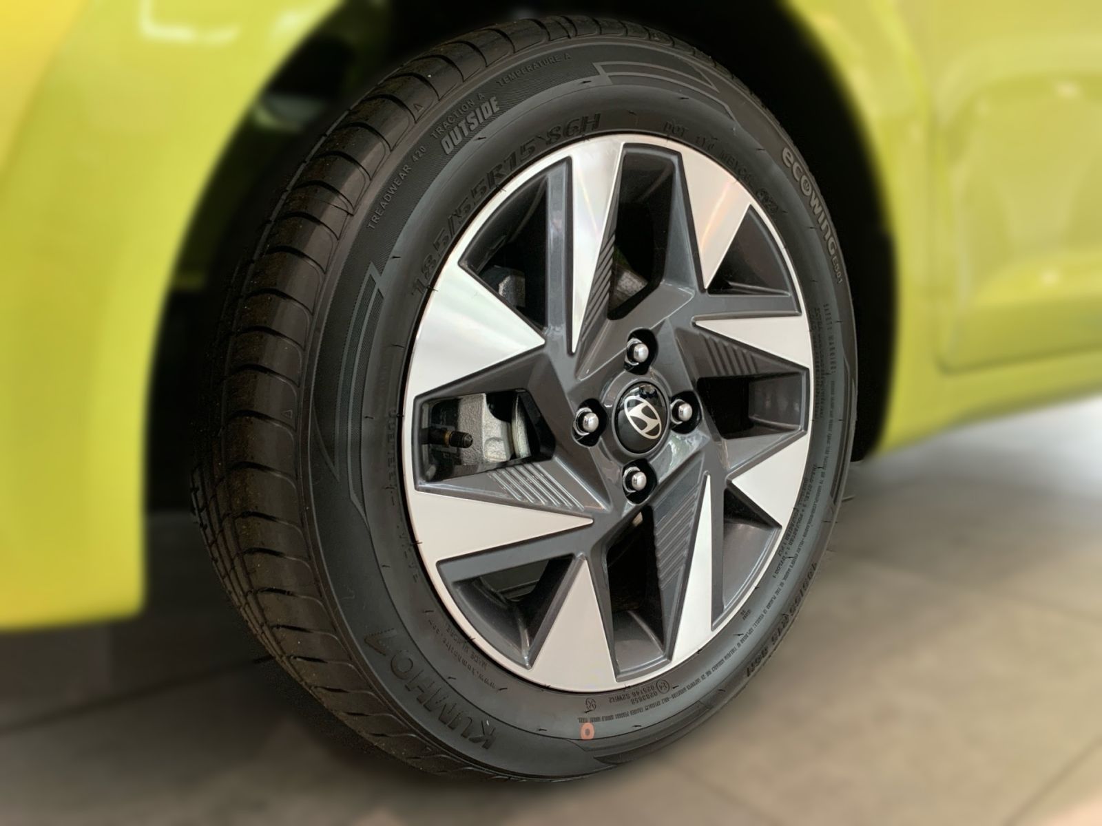 Fahrzeugabbildung Hyundai i10 1.0 Trend navi Kamera