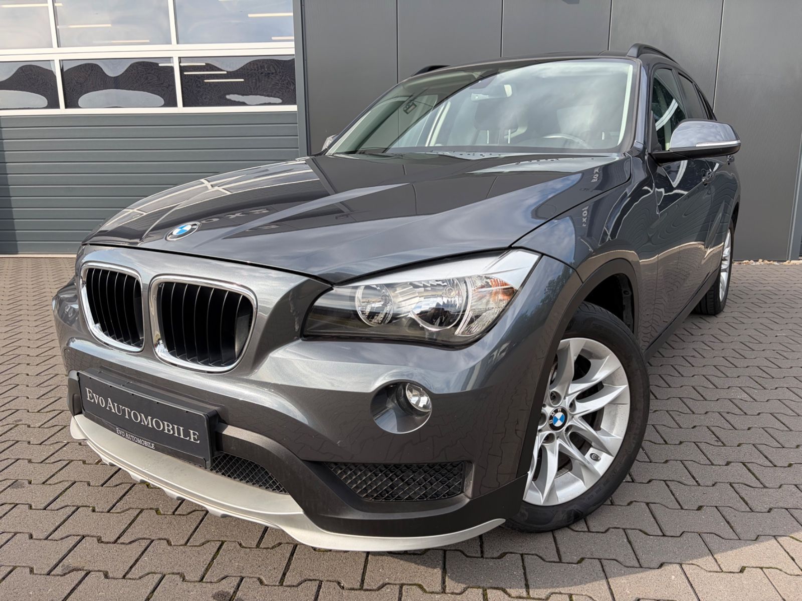 BMW X1 - 1