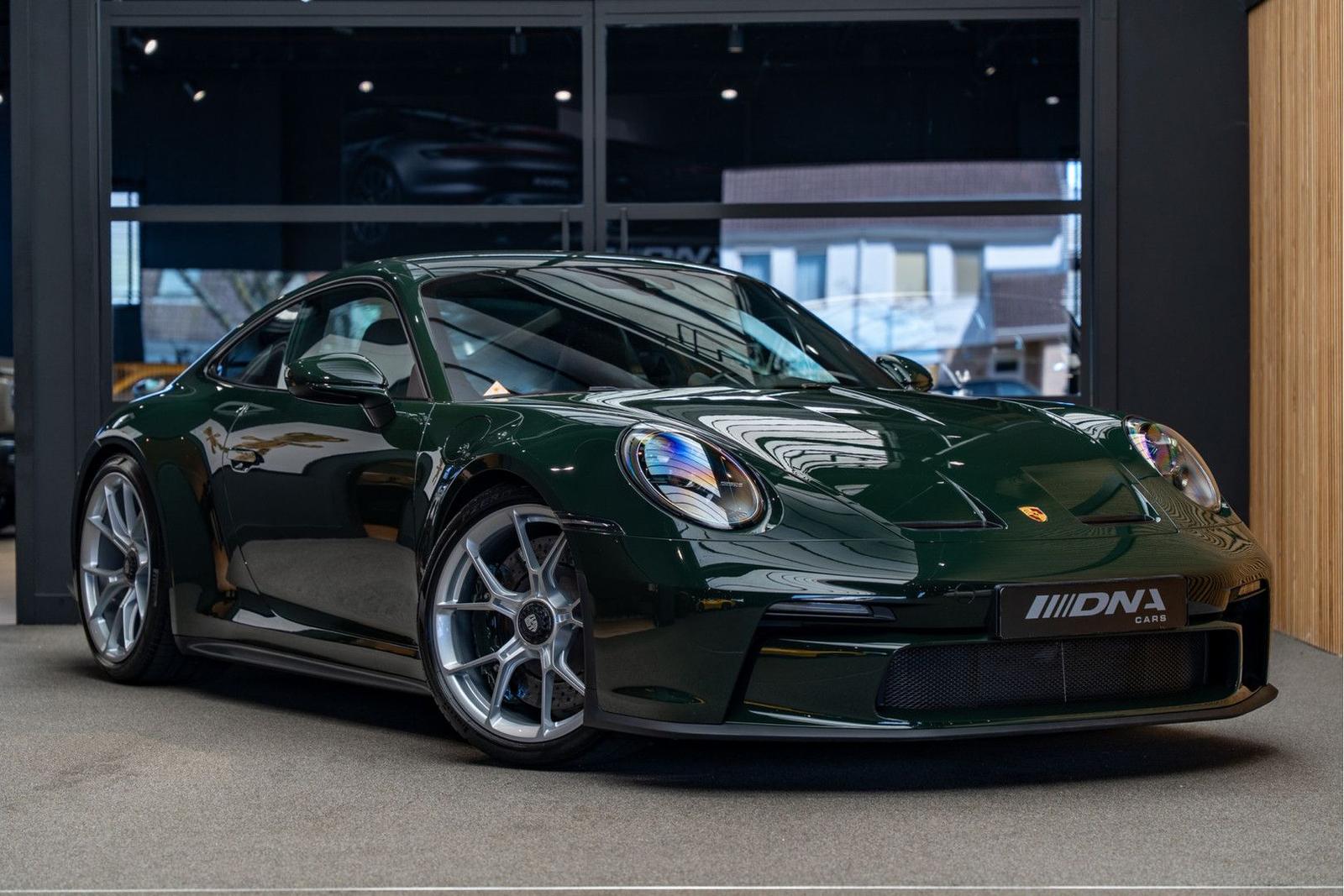 Porsche 992 992 GT3 Touring Paint To Sample 911 GT3 Tour
