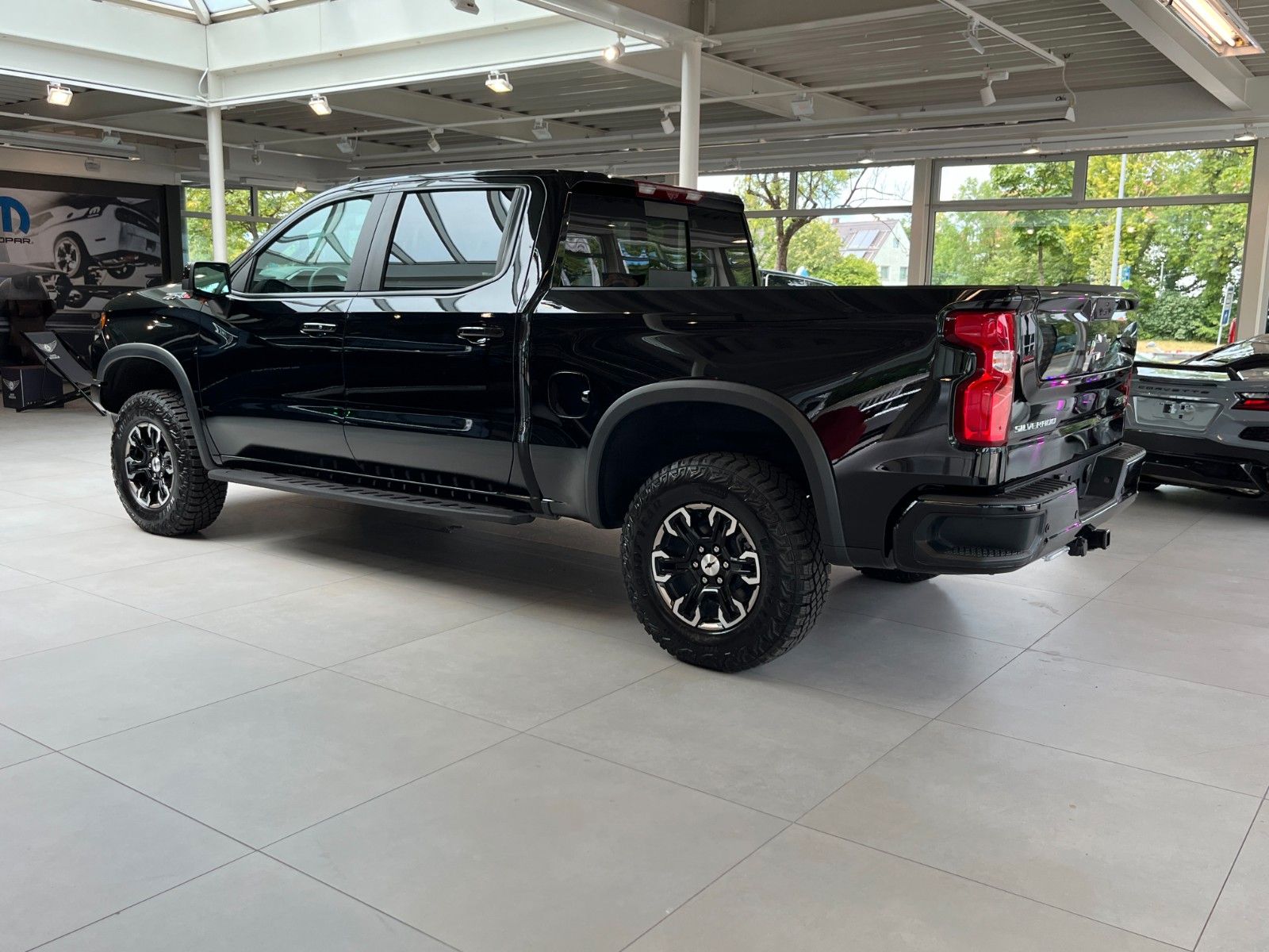 Fahrzeugabbildung Chevrolet Silverado ZR2 V8 6.2*Head-Up*360°*Offroad*AHK