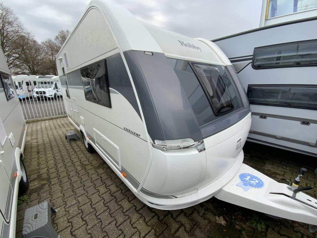 Hobby Excellent 460 SL 1.500 kg, Rollbett inkl. Polst