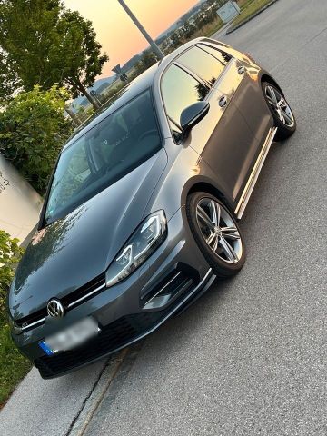 Volkswagen Golf VII 1,5TSI DSG R-LINE HIGHLINE DAB