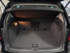 Fahrzeugabbildung Volkswagen Tiguan 1.4 TSI Sport&Style 4Motion Tempomat AHK