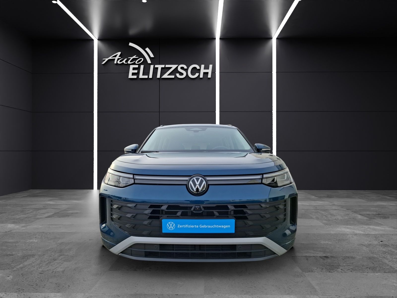 Fahrzeugabbildung Volkswagen Tayron eTSI Life DSG 7-Si Matrix AHK Navi AID AC