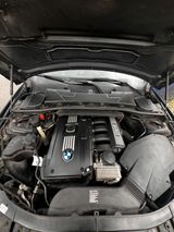 BMW 330i Cabrio -M-Paket - BMW 330 aus 2011