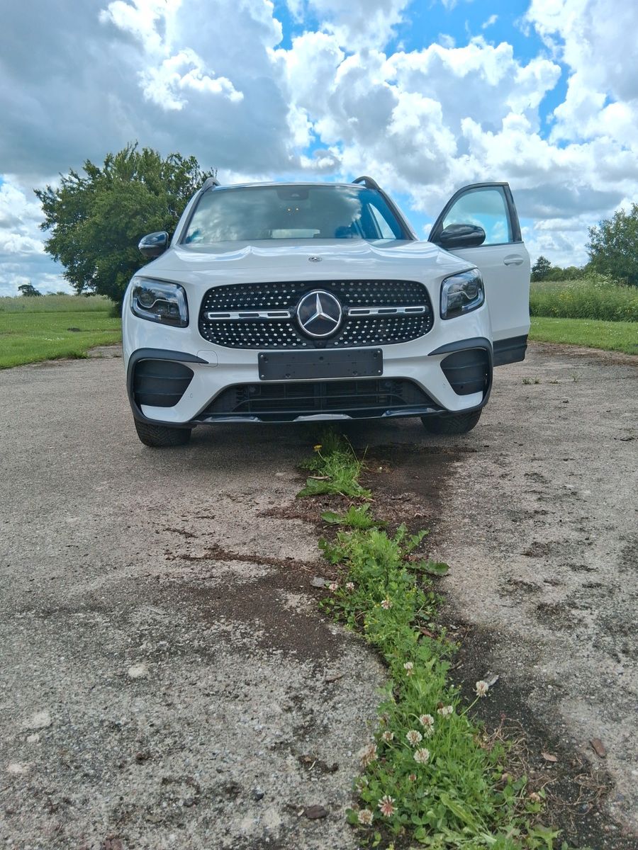 MERCEDES-BENZ GLB 250 4MATIC DCT -