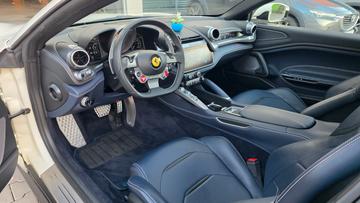 صورة 8 لـ 2016 Ferrari GTC4LUSSO