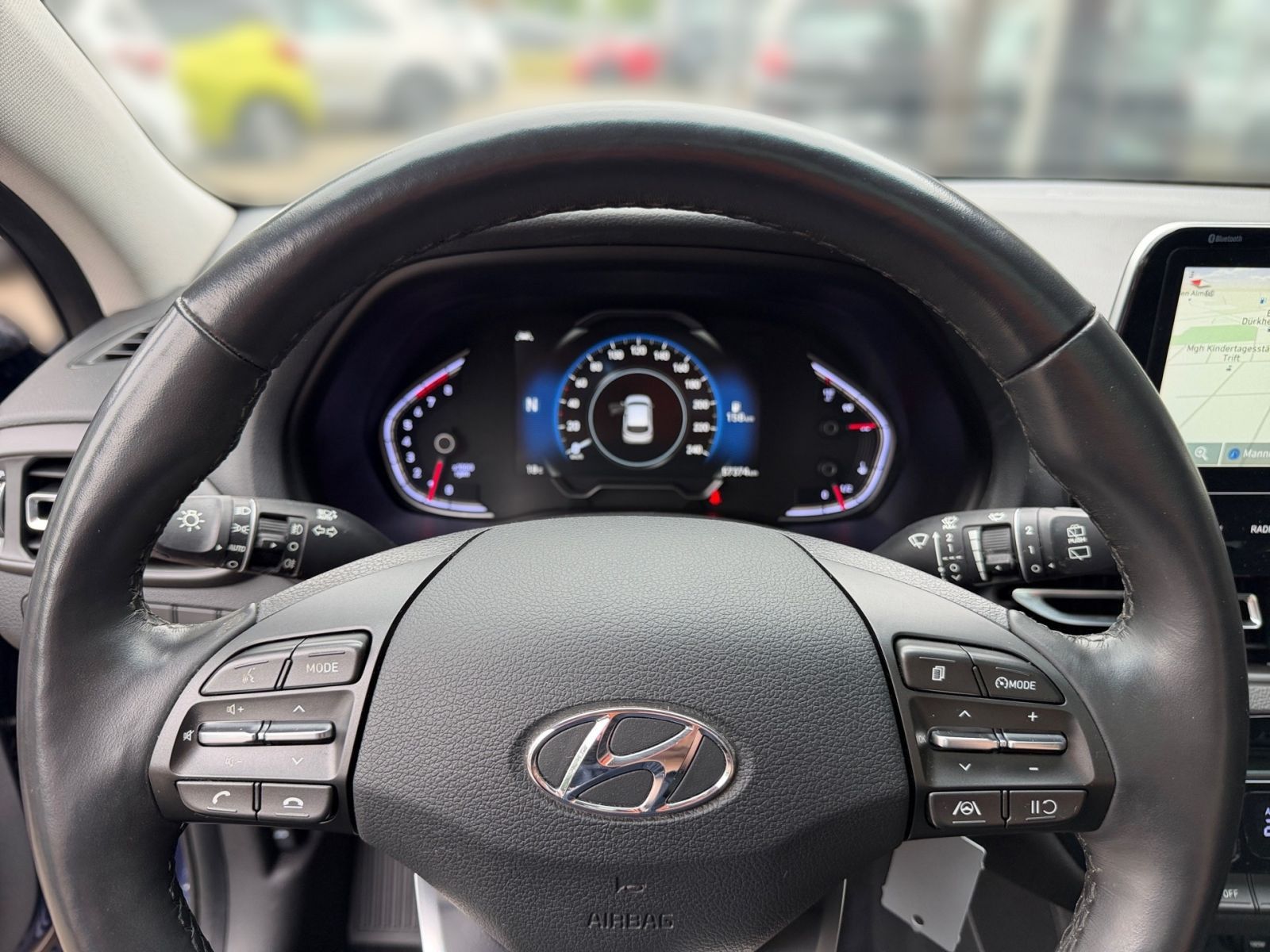 Fahrzeugabbildung Hyundai i30 1.5 T-GDI Intro Edition Navi LED Mild-Hybrid
