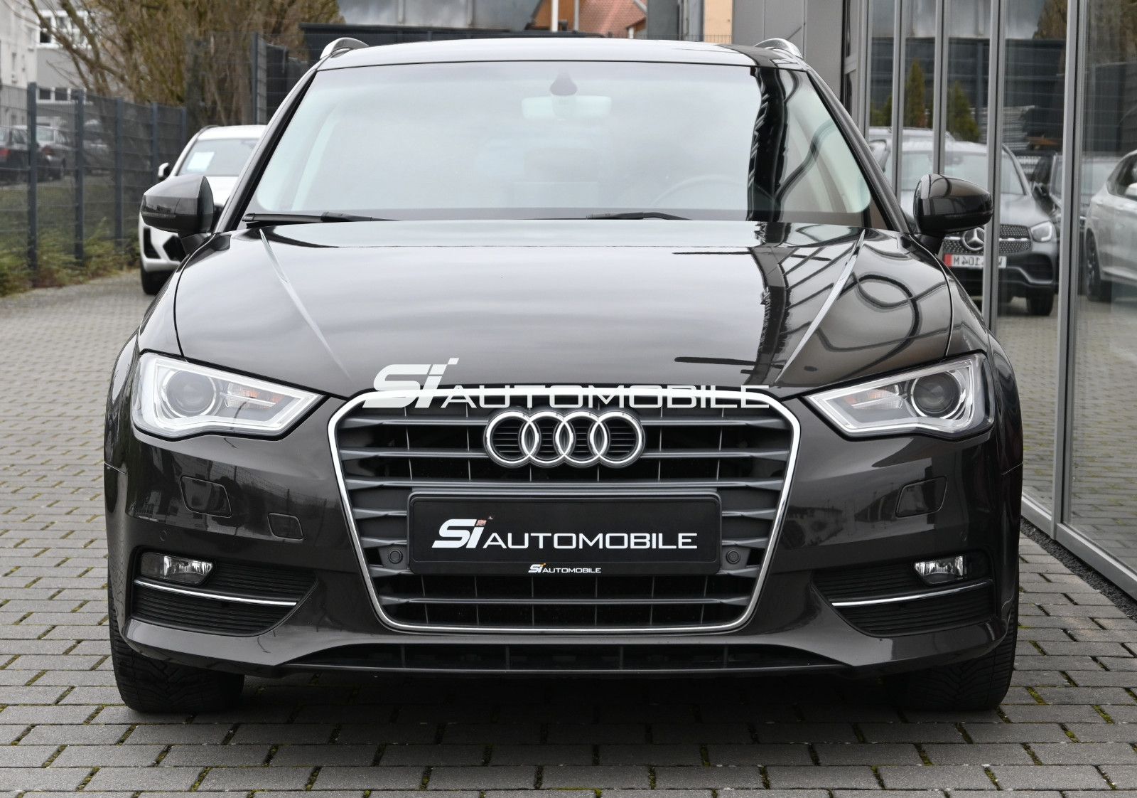 Fahrzeugabbildung Audi A3 1.4 TFSI Sportback S tro. Ambition °AHK°NAVI°