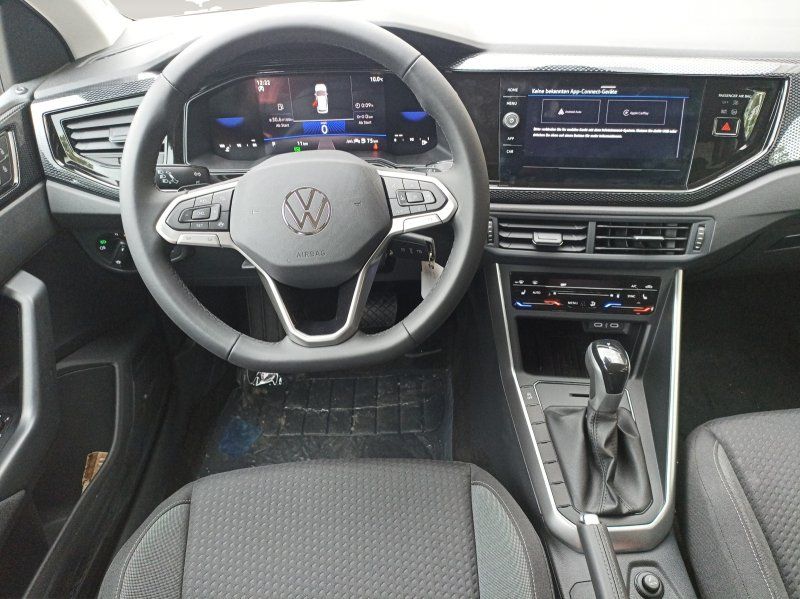 Fahrzeugabbildung Volkswagen Polo 1.0 TSI DSG Life