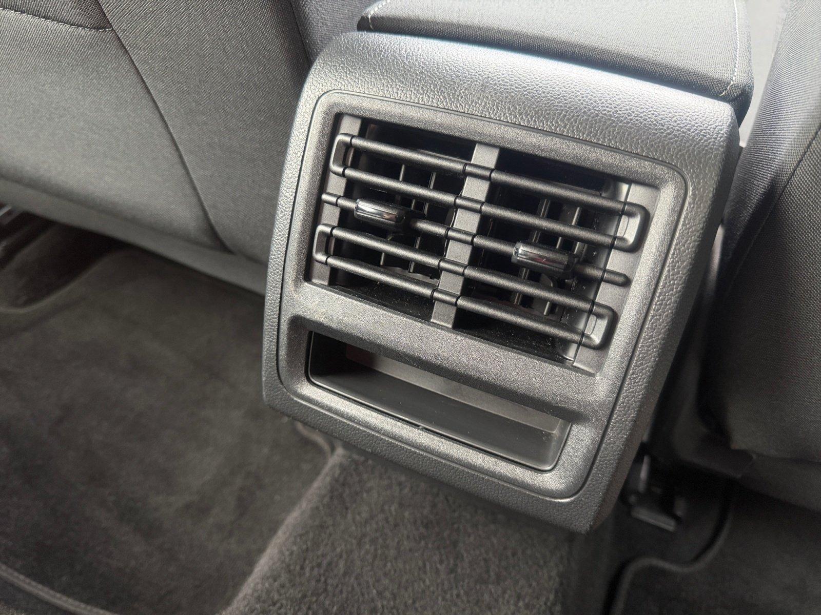 Volkswagen Golf VIII Life 1.5 TSI TEMP+PDC+NAVI+DAB+USB, миниатюра 20