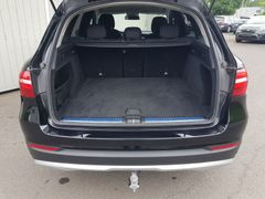 Fahrzeugabbildung Mercedes-Benz GLC 250d 4Matic Navi LED SiHz PDC RFK AHK