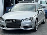 Audi A3 Lim. 2.0 TDI 4-Türig Xenon Plus MMI SH - Audi A3: Türig