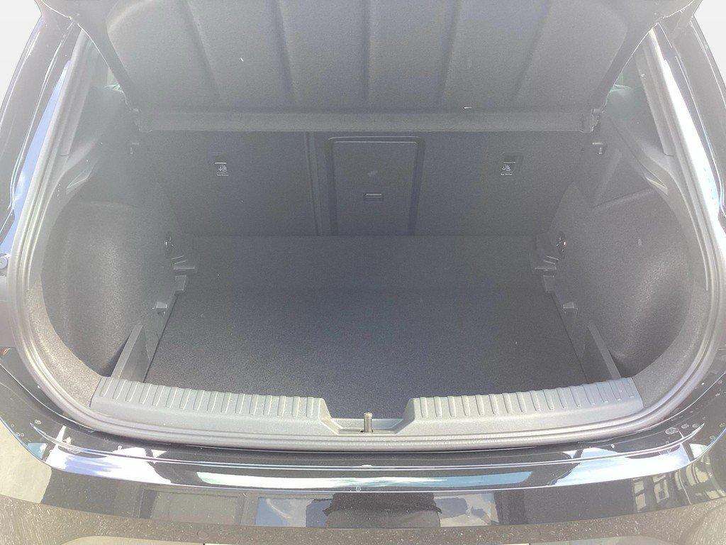 Cupra Leon 1.5 eTSI DSG Matrix LED ACC Kamera