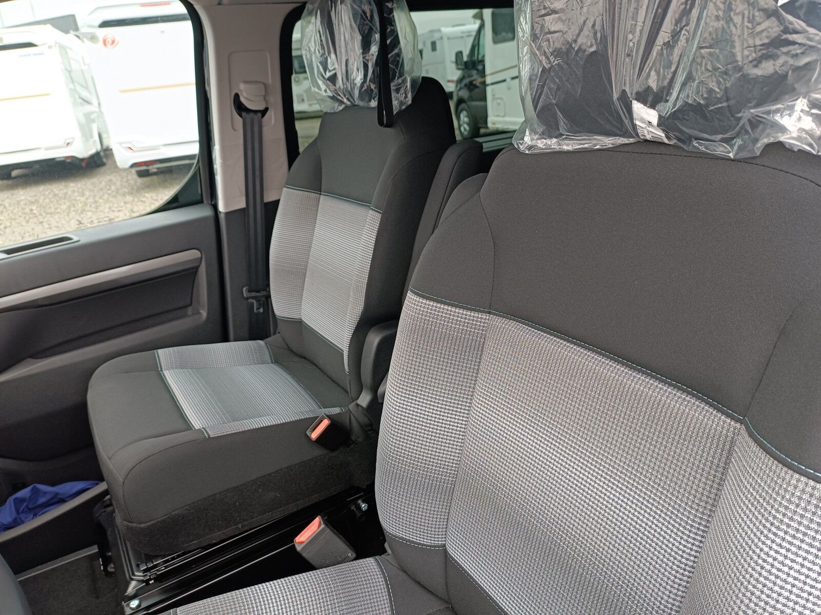 Fahrzeugabbildung Pössl Vanster Citroen 145 PS Automatik AHK,Campbox