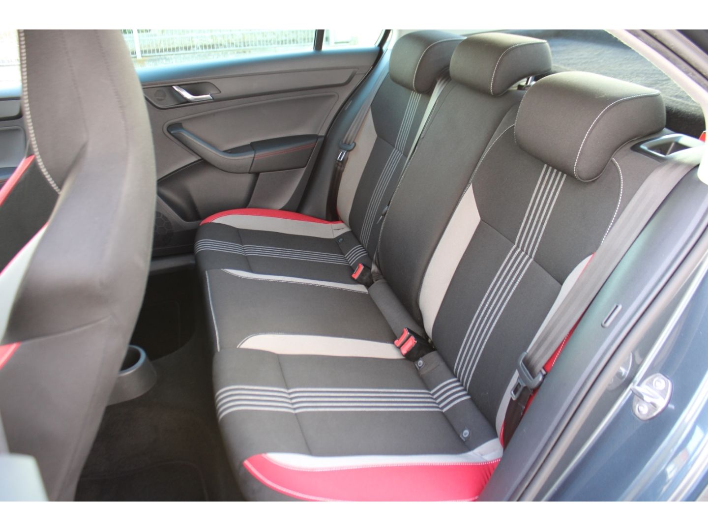 SKODA Rapid Monte Carlo 1.2 TSI Xenon GRA SHZg PDC - Image 8