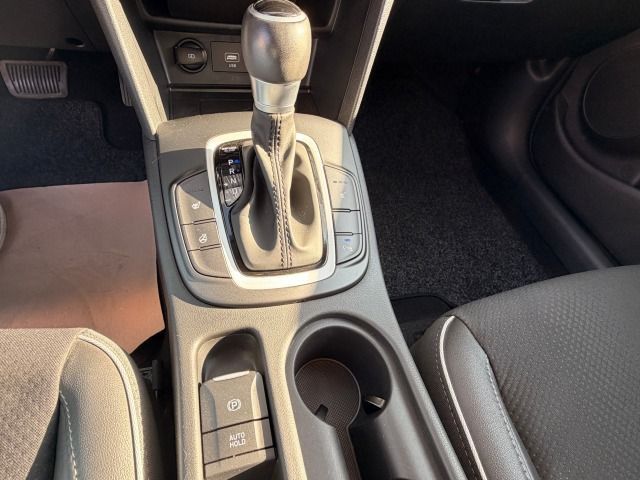 Fahrzeugabbildung Hyundai Kona 1,6 GDI Style Hybrid HUD*PDC*1.Hand