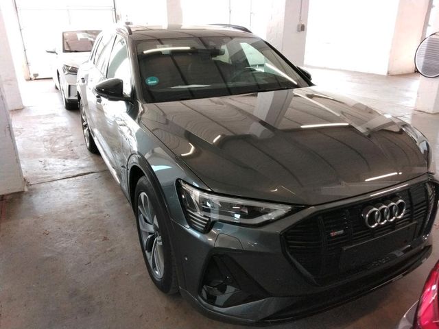 AUDI E-tron 55 Quattro S-Line*PANO*AHK*NIGHT*HuD*