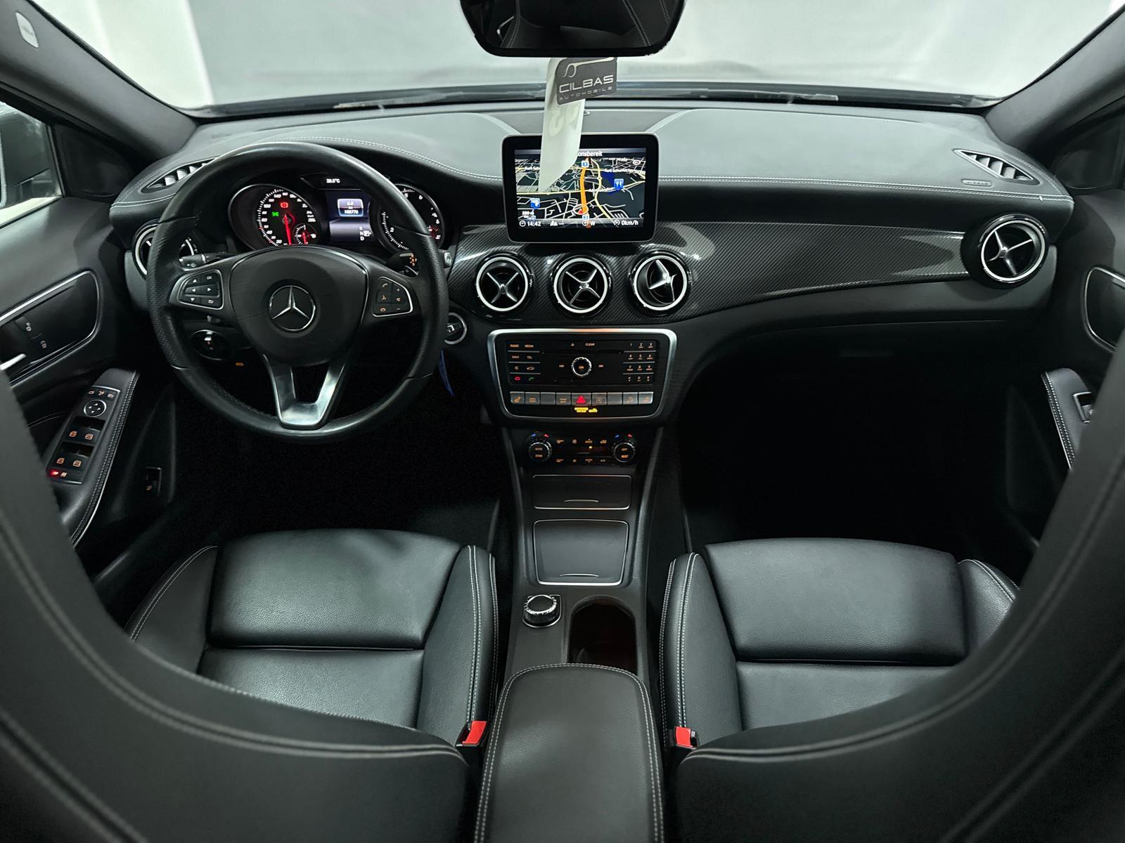 Mercedes-Benz GLA 250 4M AMG-LIN *KAM*DAB*18-ZOLL*LED*SHZ*