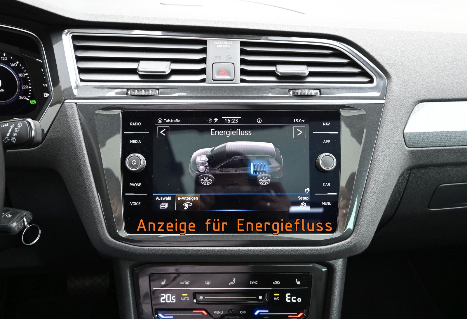 Fahrzeugabbildung Volkswagen Tiguan 1.4 eHybrid DSG Life °ACC°AHK°PANO°KAMERA