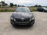 Skoda Octavia Combi 2.0 TDI RS I Ambiente I Navi - Skoda Octavia: Ambiente