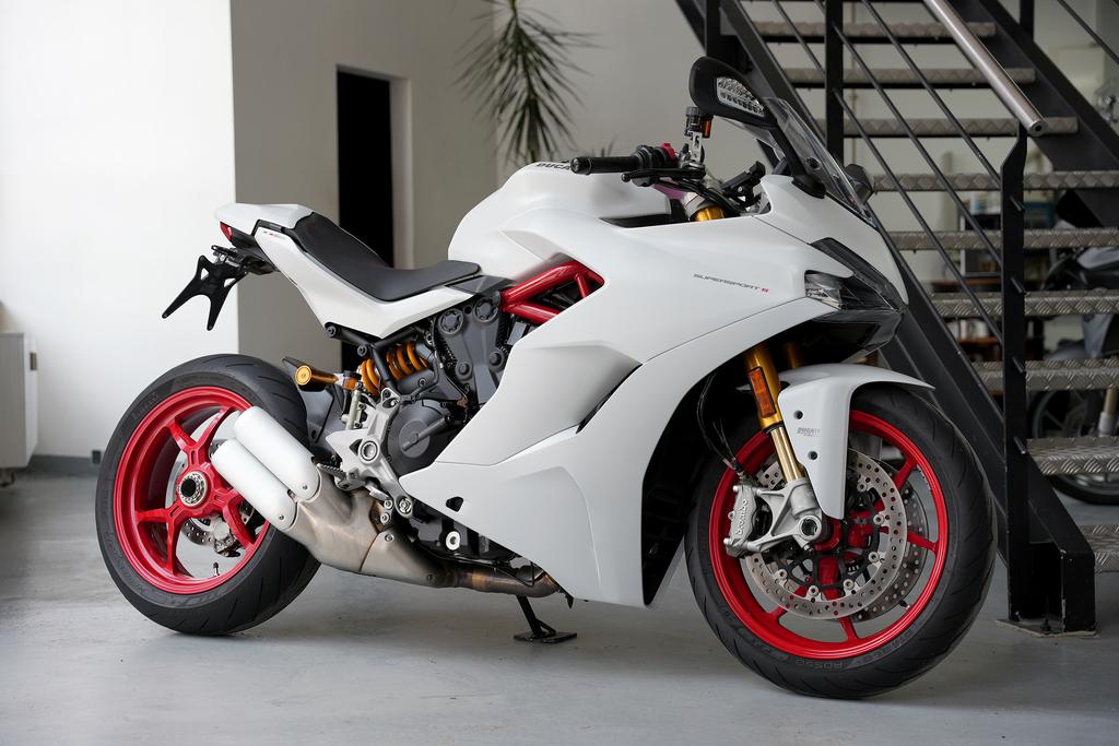 Ducati Supersport 937 950 S 