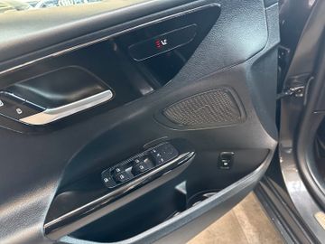 MYAUTOCENTER – Gebraucht- und Jahreswagen mit Werkstattservice in Pfaffenhofen Mercedes-Benz C 200 *VOLLDIGITAL*KEYLESS*2-ZONEN*ACC*NAVI*