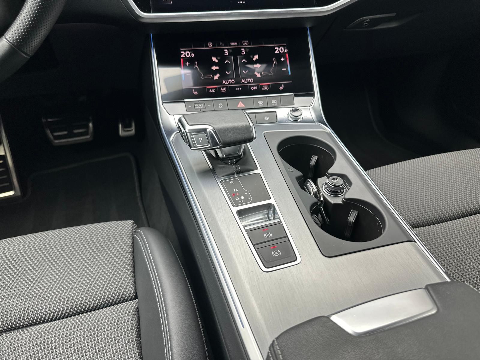 Fahrzeugabbildung Audi A6 45 TDI QUA/S-LINE PLUS/MATRIX/AHK/ACC/VIRTUAL