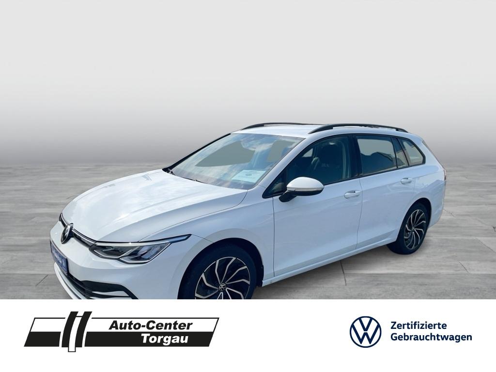 Volkswagen Golf VIII Variant 1,5 TSI Live 6-Gang, AHK, Navi
