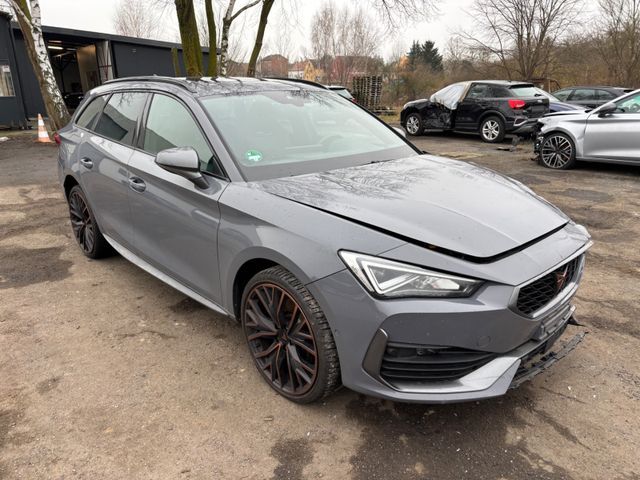 Cupra Leon Sportstourer e-Hybrid Panorama