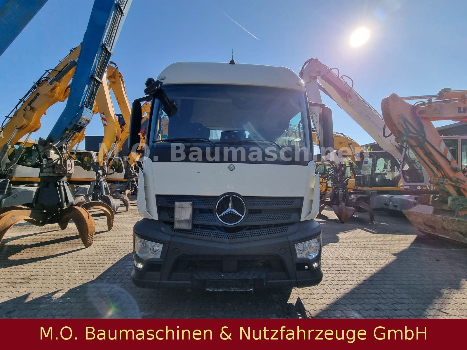 Fahrzeugabbildung Mercedes-Benz Actros 1845 /4x2/Euro 6 / AC/Luft/Luft