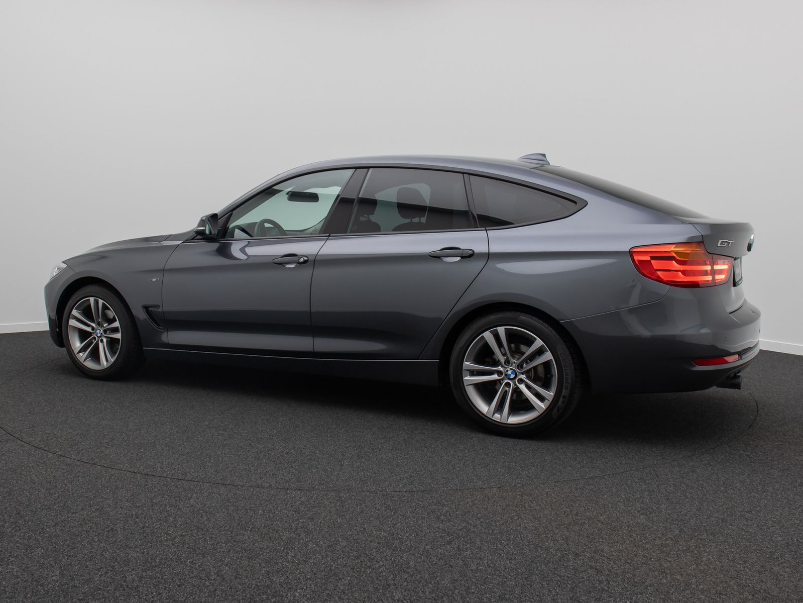 Fahrzeugabbildung BMW 320d Gran Turismo Sport Line NaviBusiness Xenon