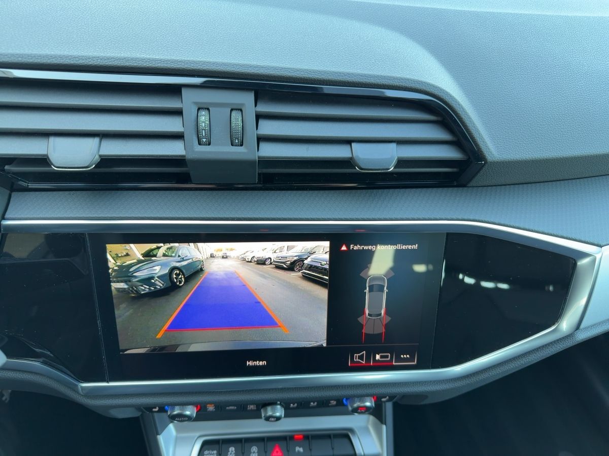 Audi Q3 - Bild 17