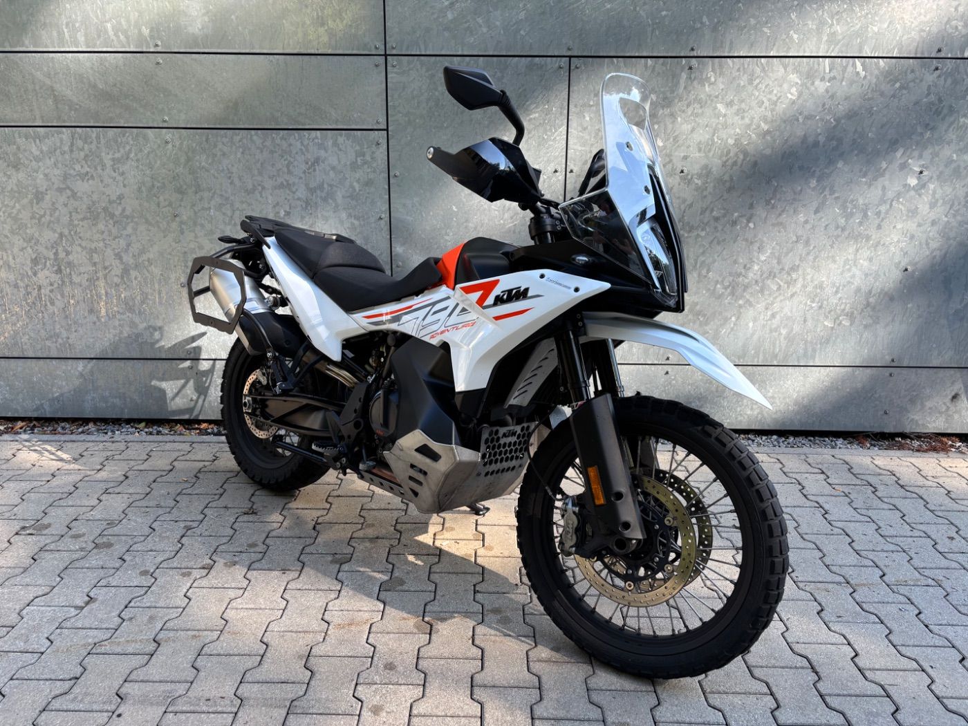 Fahrzeugabbildung KTM 790 Adventure