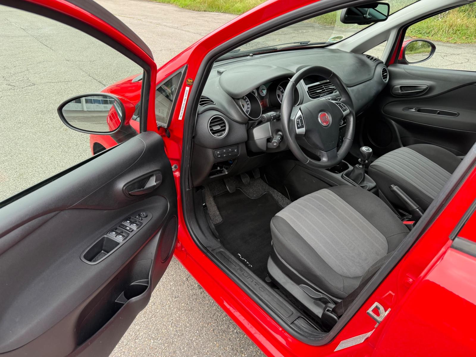 Fiat Punto More 1.4 *2. HAND*SITZHZG*8-FACH*