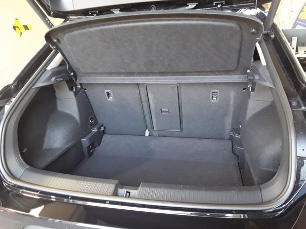 T-Roc 2.0 TDI DSG STYLE LED+KAMERA+PANO+DCP+ACC
