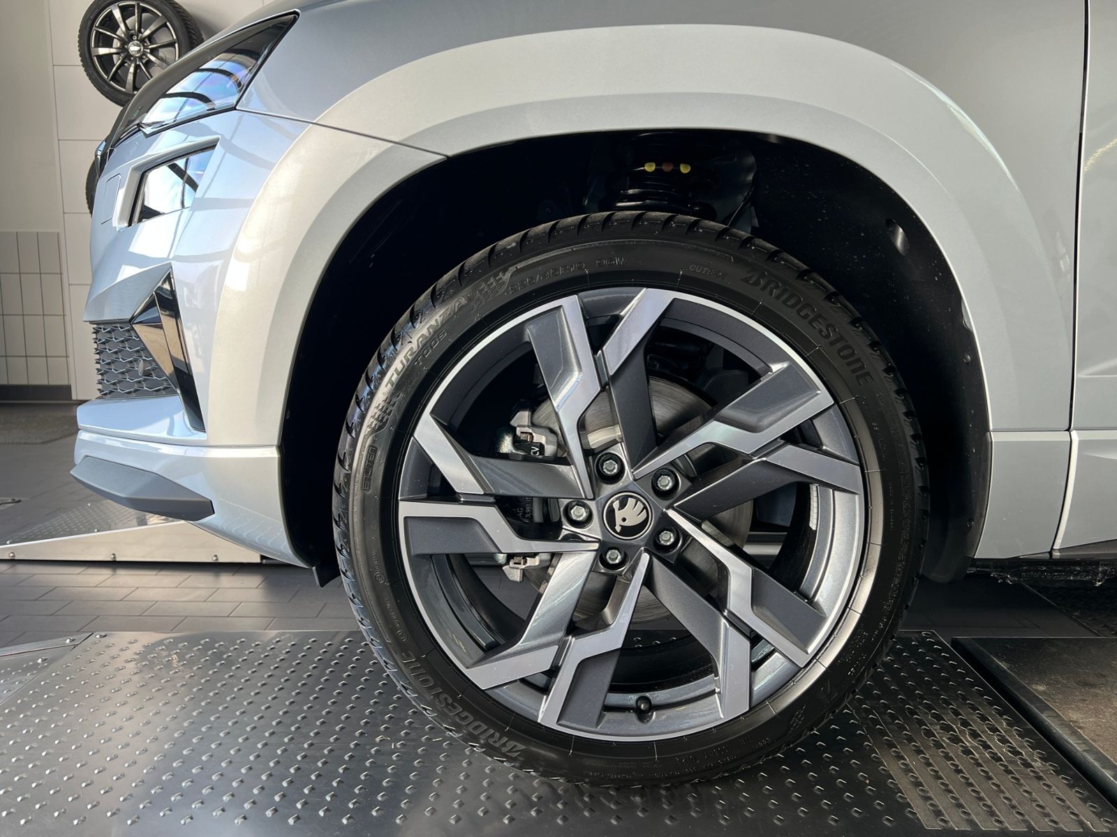 Fahrzeugabbildung SKODA Karoq Sportline 2.0 TDI DSG 4x4 *AHK,Canton-Soun